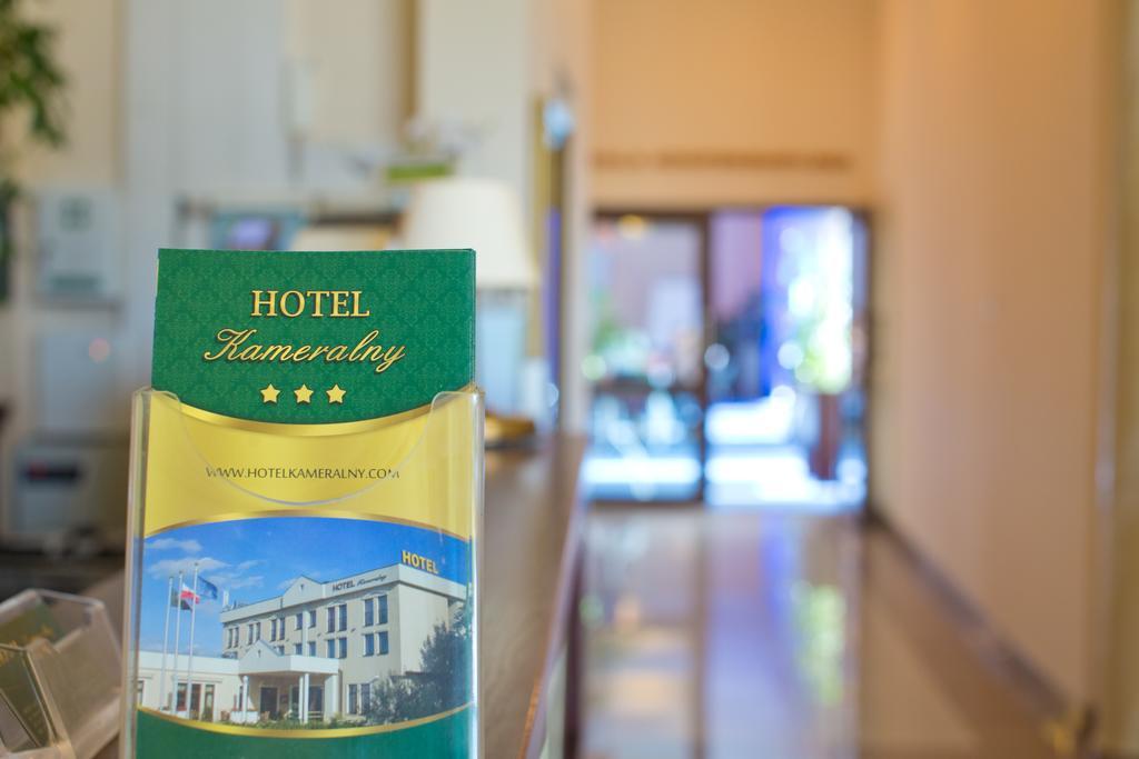 Hotel Kameralny キェルツェ エクステリア 写真